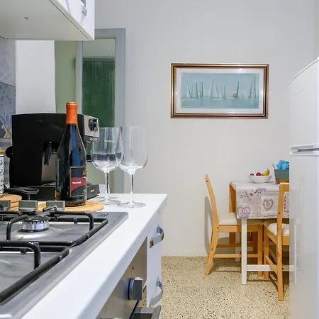 0187 Apartmán La Spezia